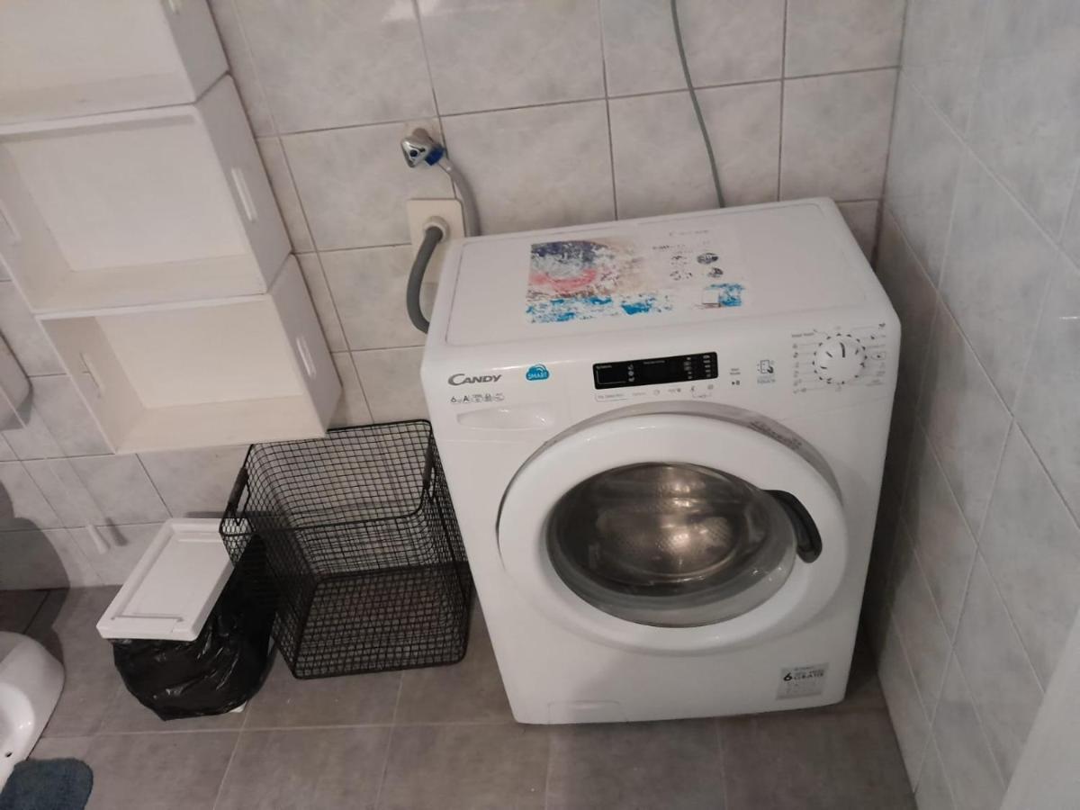 Apartmani Aneri Vir Exterior photo